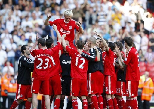 每体：巴萨内部对亚马尔每次客场都成为“头号公敌”感到担忧