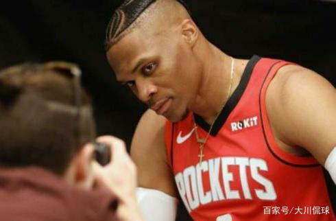 红与回购的 红与回购的