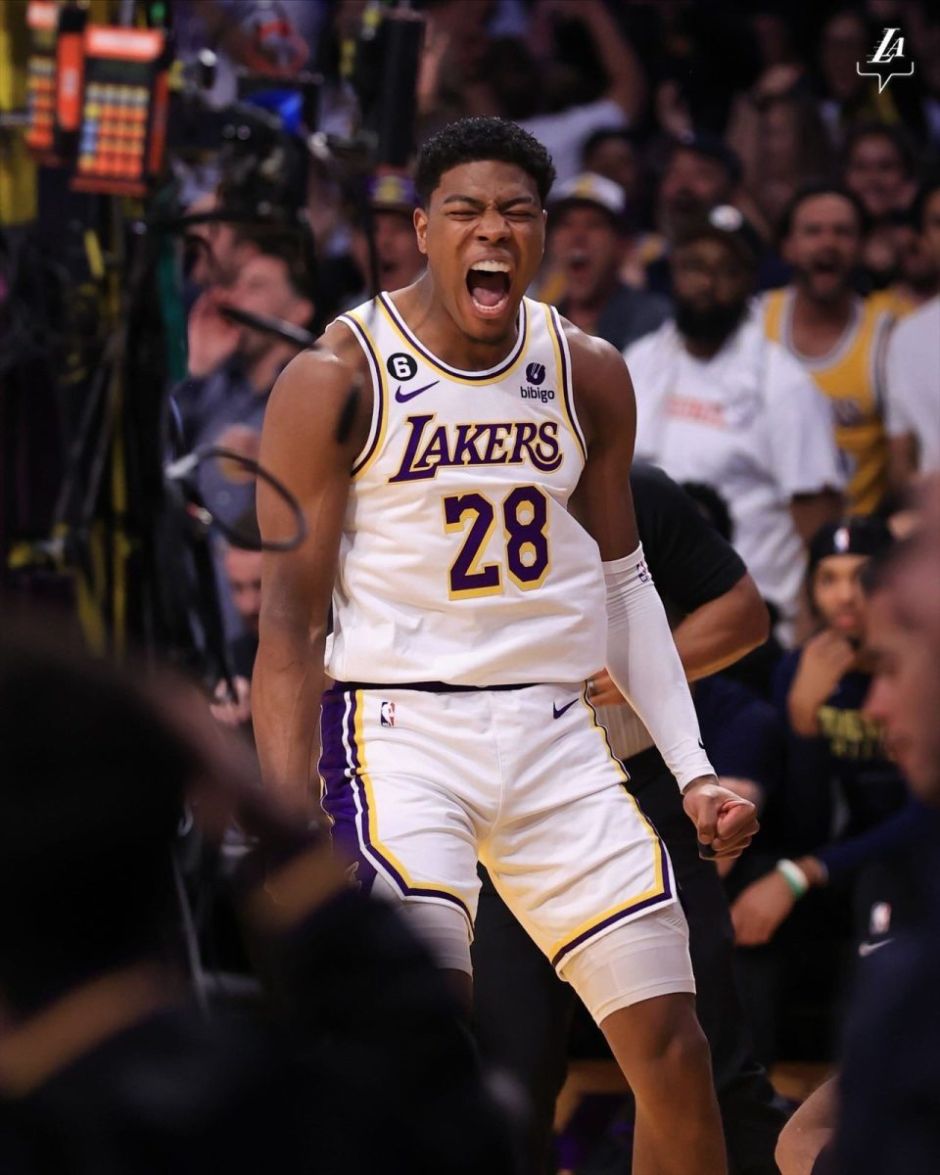 旗侧内线 旗侧内线